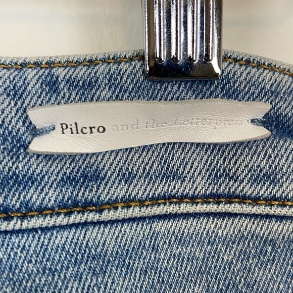 Anthropologie x Pilcro Flower Embroidered Raw Hem Jeans - Picture 10 of 11